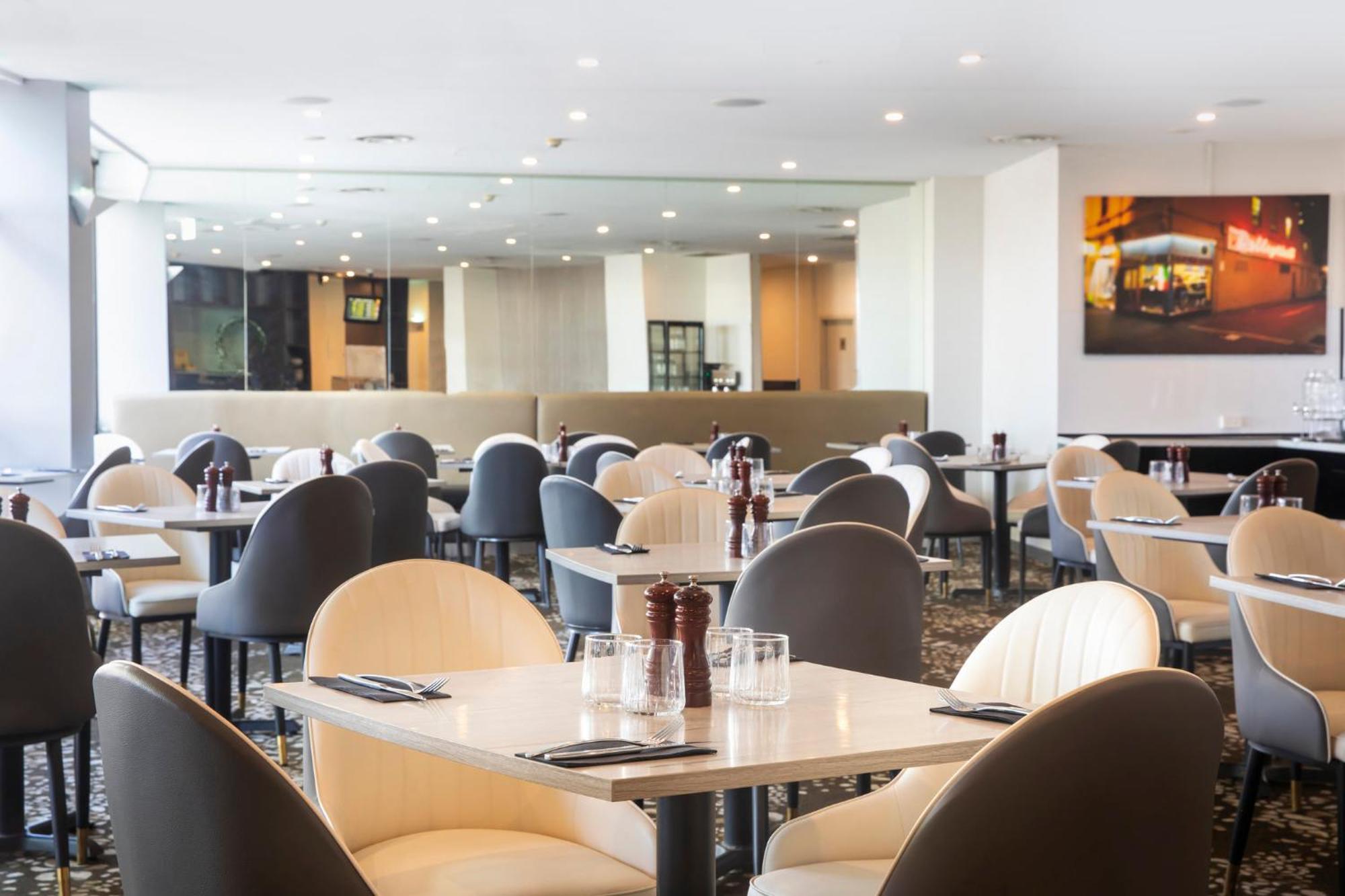 Holiday Inn Melbourne Airport By Ihg — Photos 1